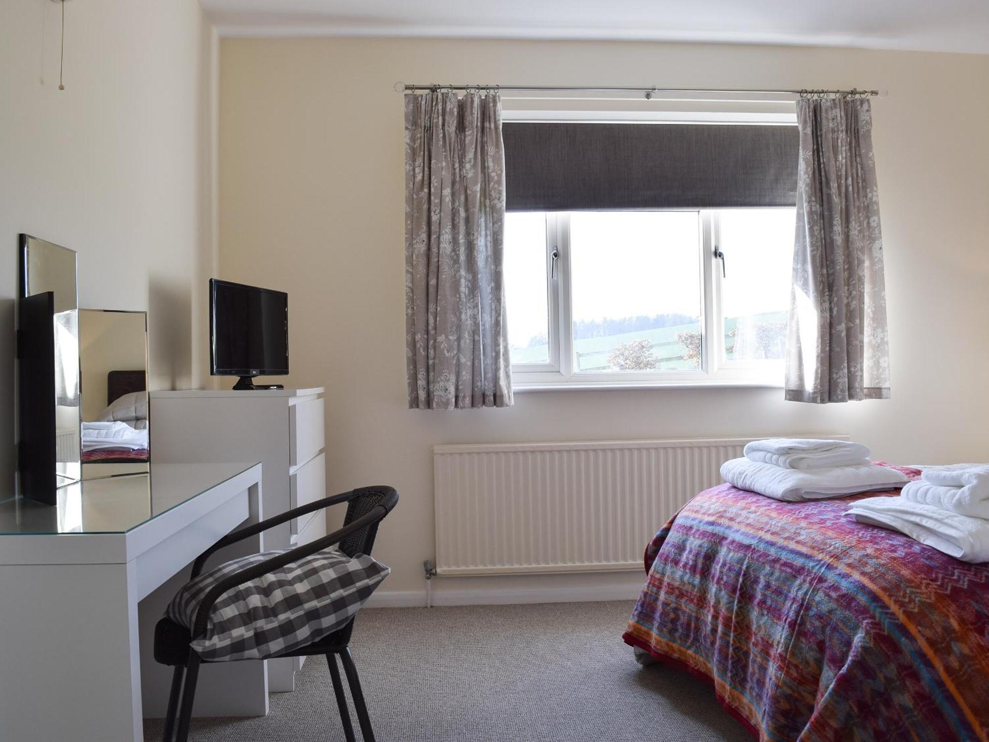 Roundhill Eydon